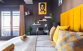 The Consulate Maboneng - City Views With Backup Power - Hallmark House